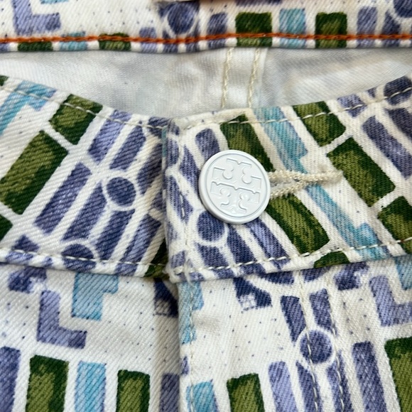 Tory Burch Alexa Cropped Skinny Jean - Picture 7 of 11